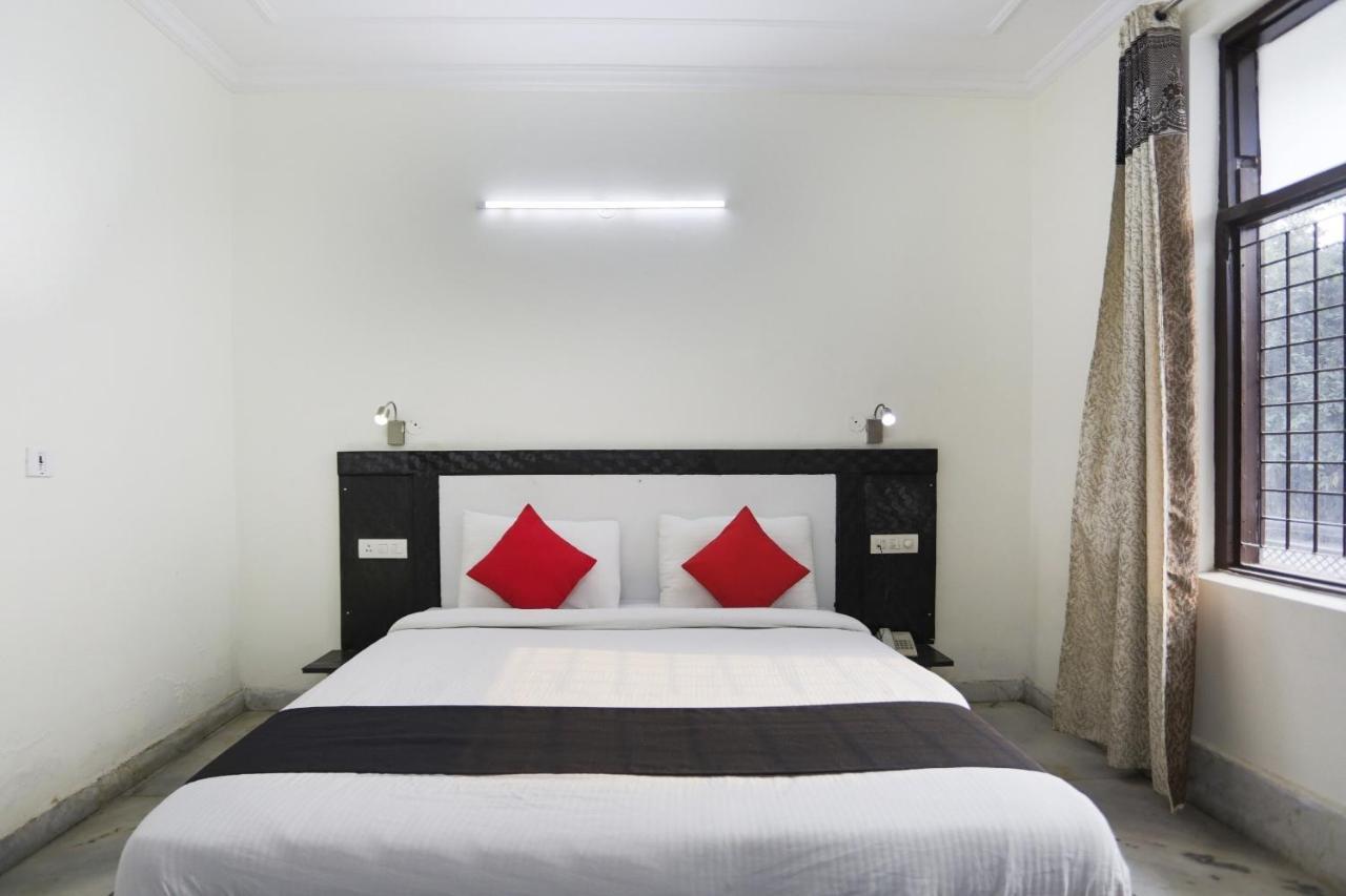 Hotel Capital O The Nest Expo Near Pvr Ansal Plaza Greater Noida Esterno foto