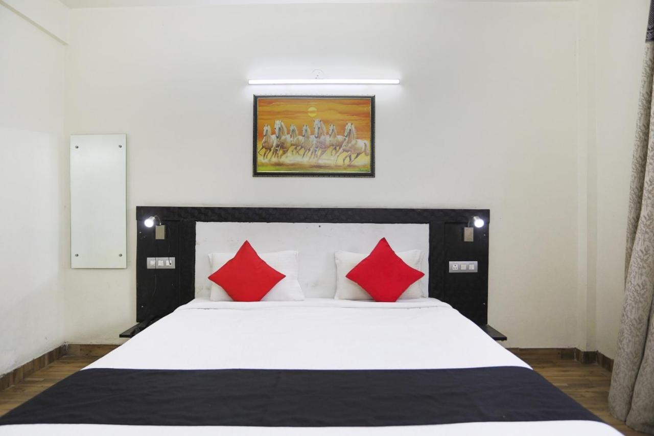 Hotel Capital O The Nest Expo Near Pvr Ansal Plaza Greater Noida Esterno foto
