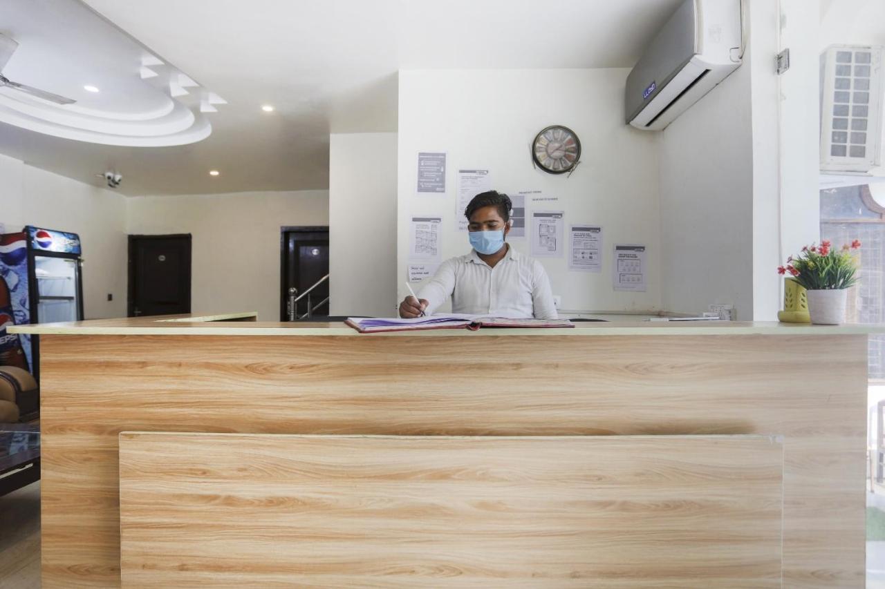 Hotel Capital O The Nest Expo Near Pvr Ansal Plaza Greater Noida Esterno foto