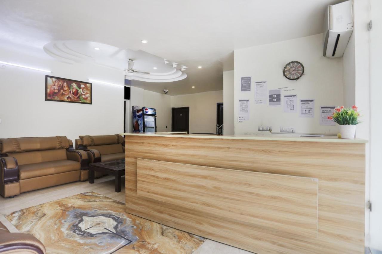 Hotel Capital O The Nest Expo Near Pvr Ansal Plaza Greater Noida Esterno foto
